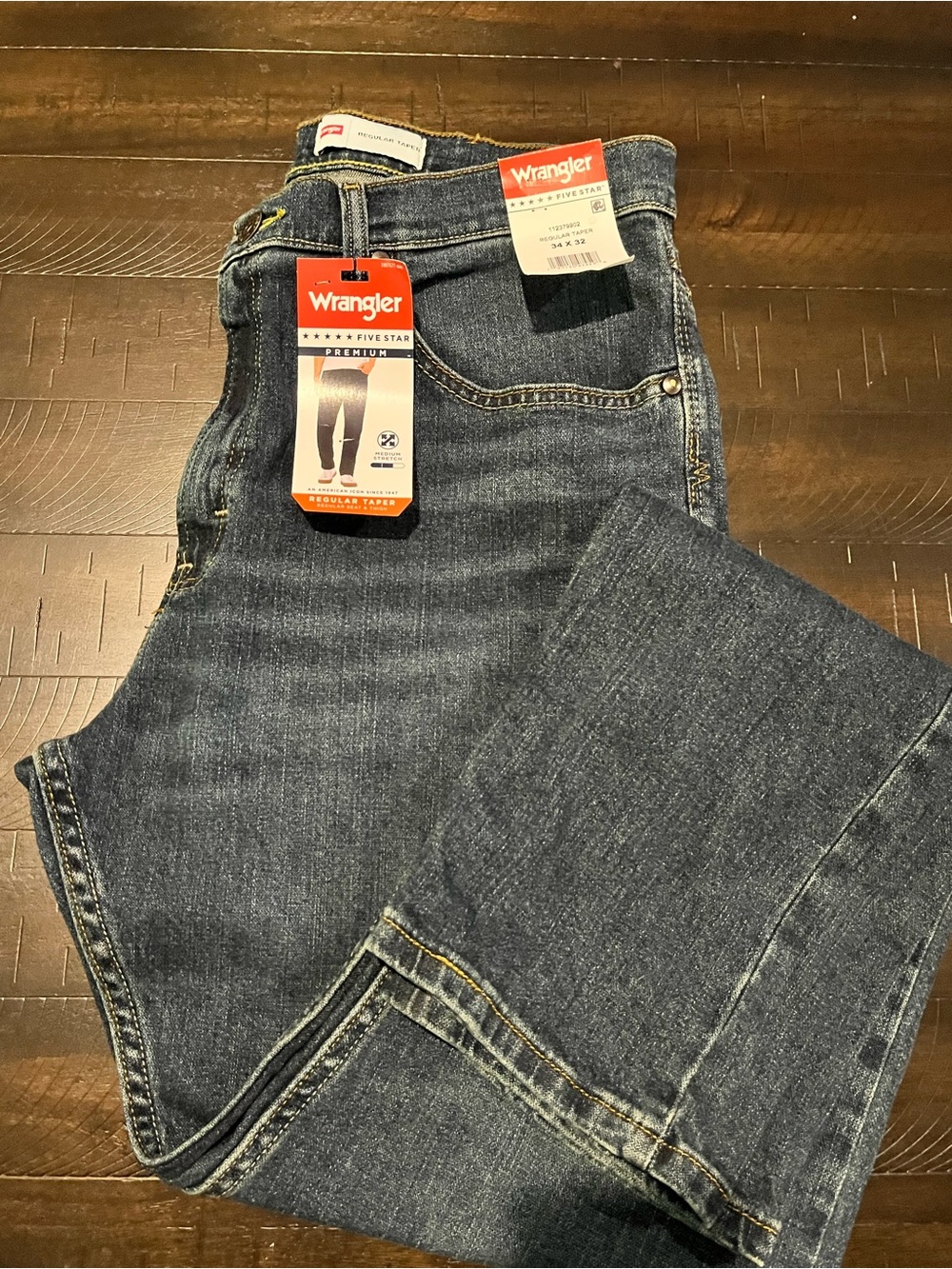 Men’s Wrangler Jeans 34X32 New taper leg